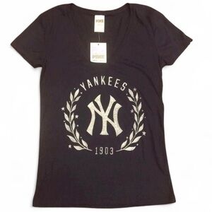 PINK Yankees limited edition navy blue tee, size small